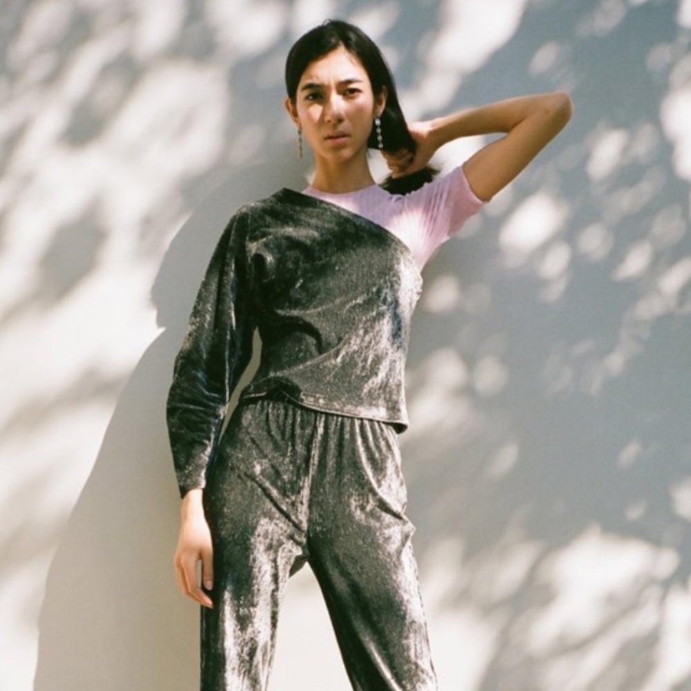 MNZ velvet set Julia pants and Luna top silvery grey